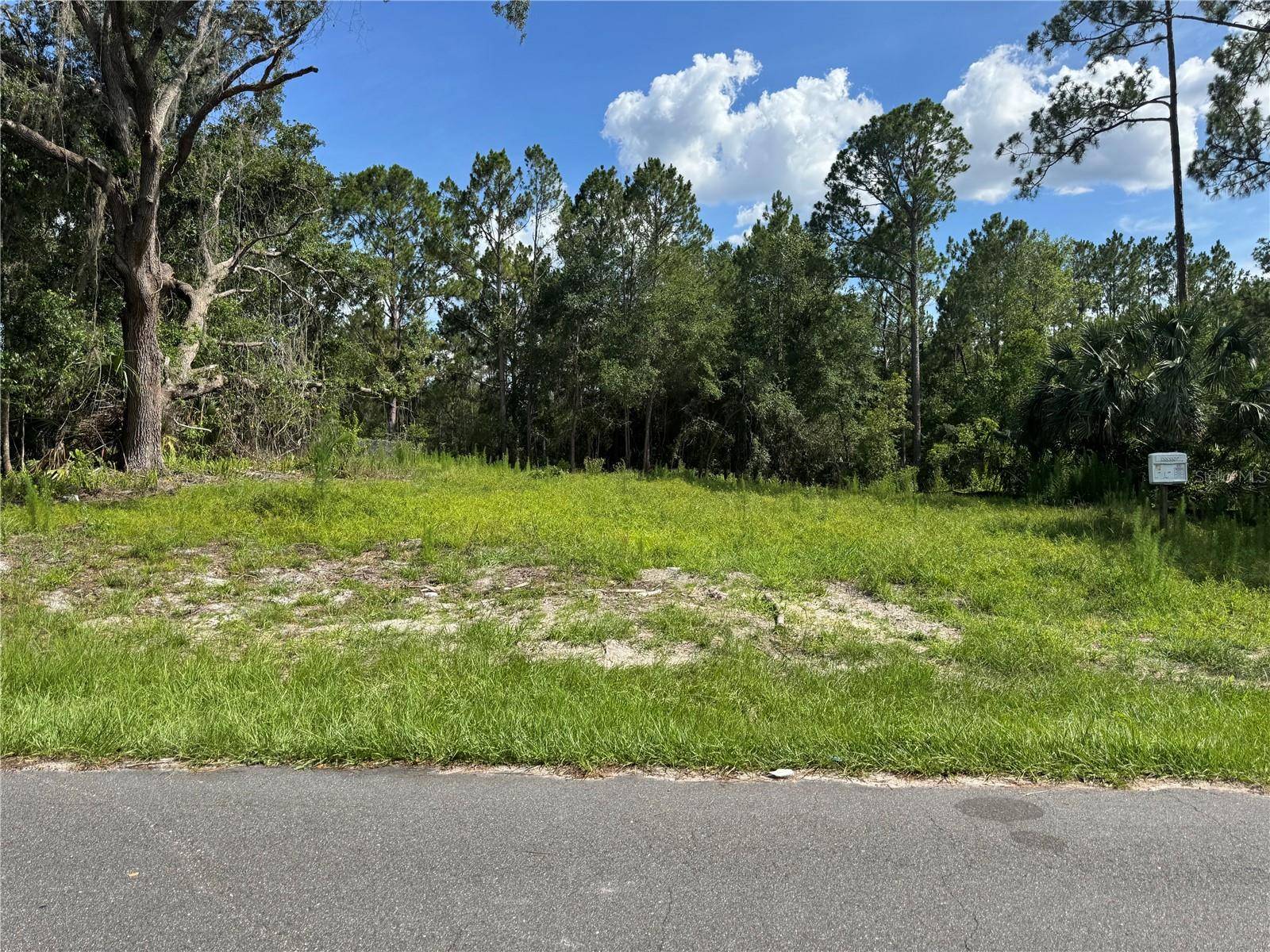 Deland, FL 32720,E 2ND AVE