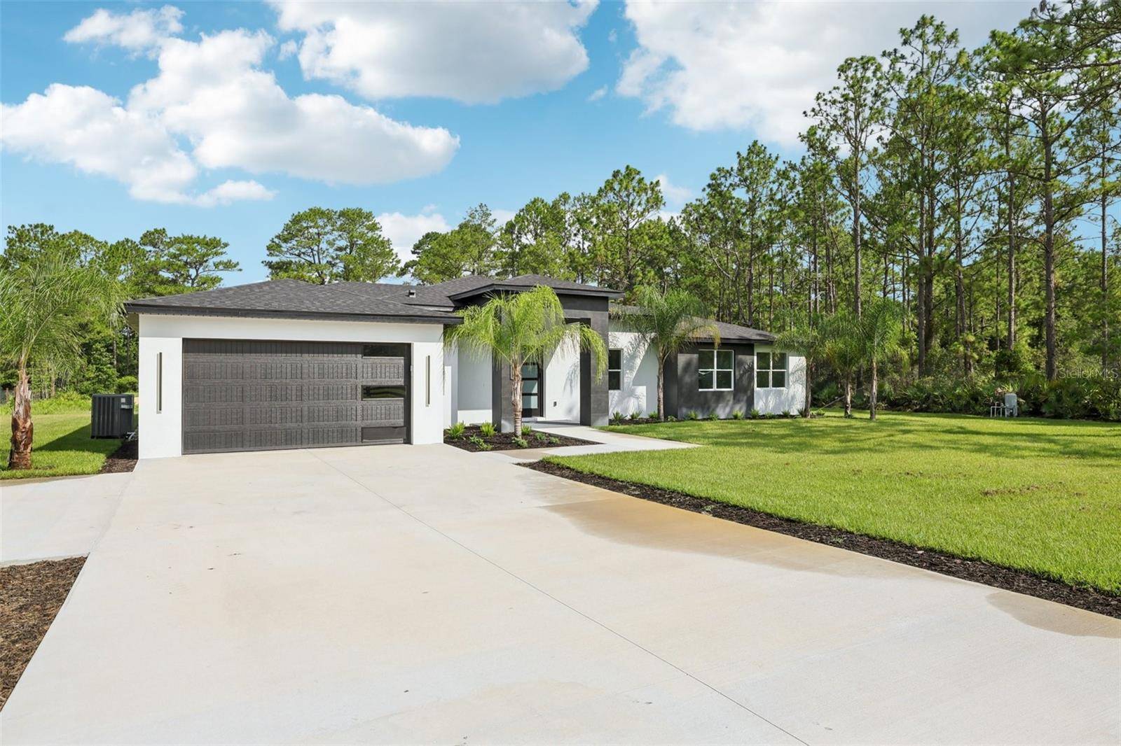 Eustis, FL 32736,42157 TAMARAC ST