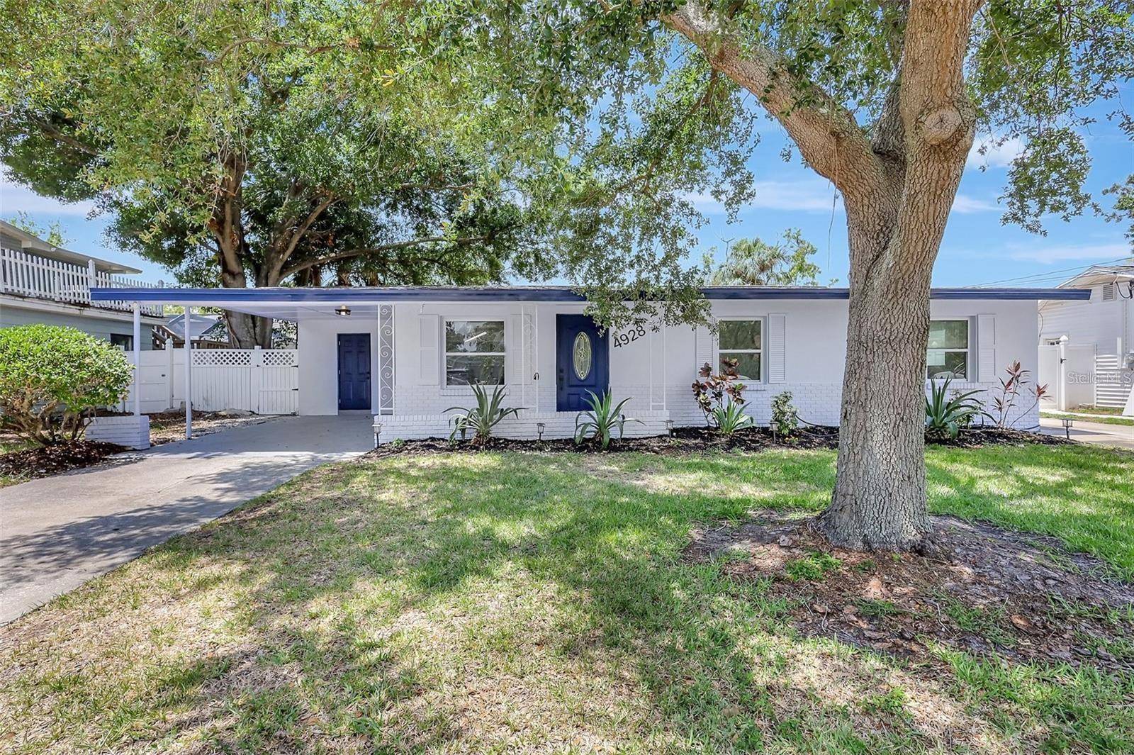 Tampa, FL 33615,4928 STOLLS AVE