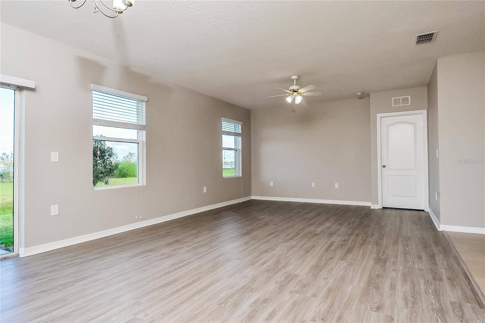 Auburndale, FL 33823,2037 VAN BUREN LOOP