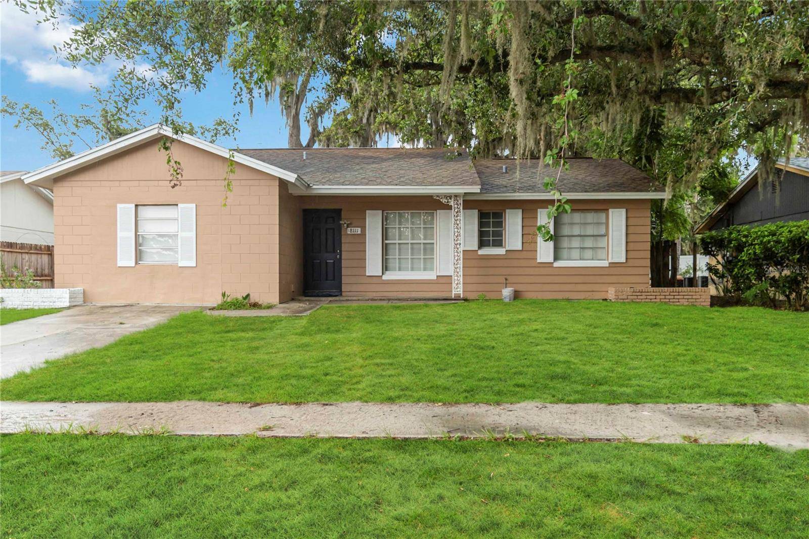 Orlando, FL 32817,8111 ESPERANZA ST