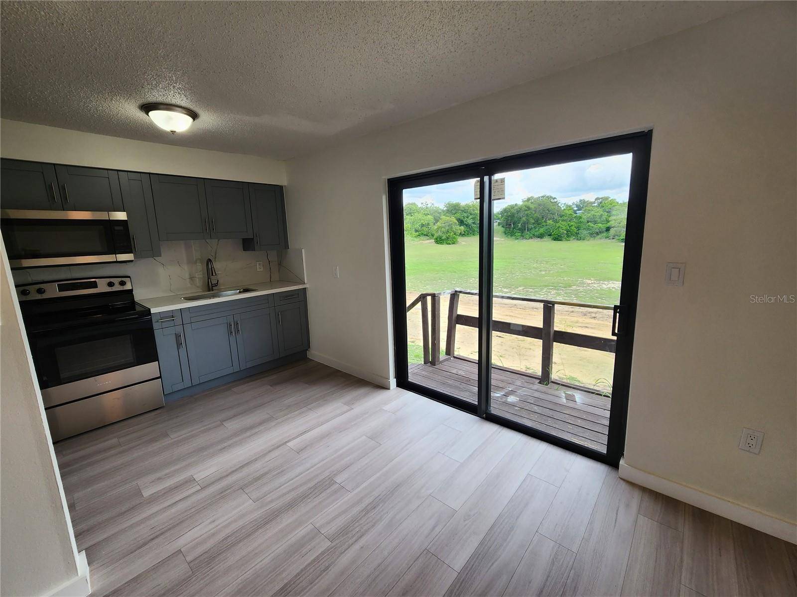 Lake Wales, FL 33853,1234 TRIANGLE DR DR #3