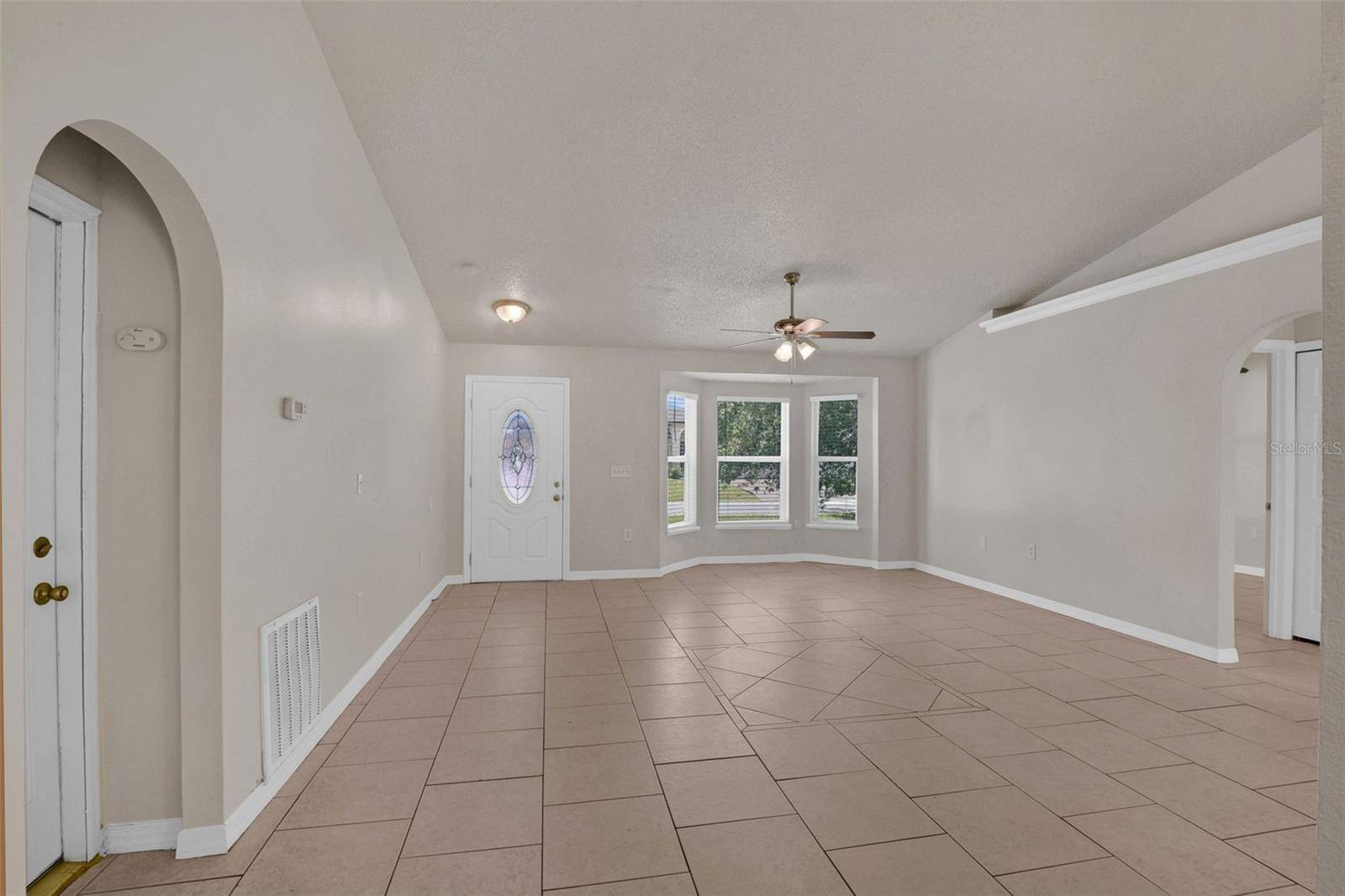 Kissimmee, FL 34758,253 CHURCHILL CT