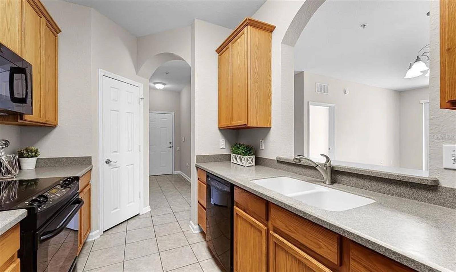 Orlando, FL 32835,3326 ROBERT TRENT JONES DR #10202