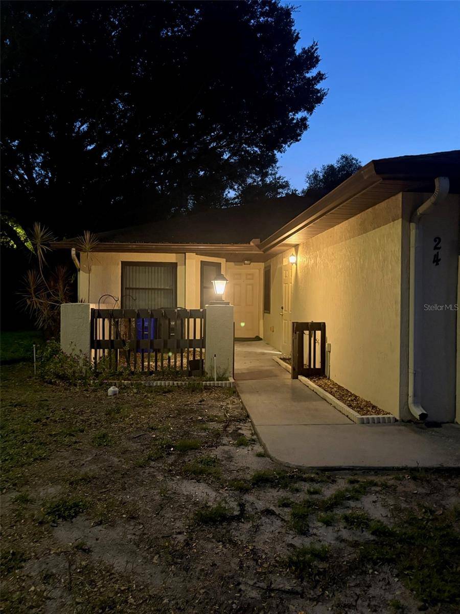 Lakeland, FL 33809,940 FENTON LN #24
