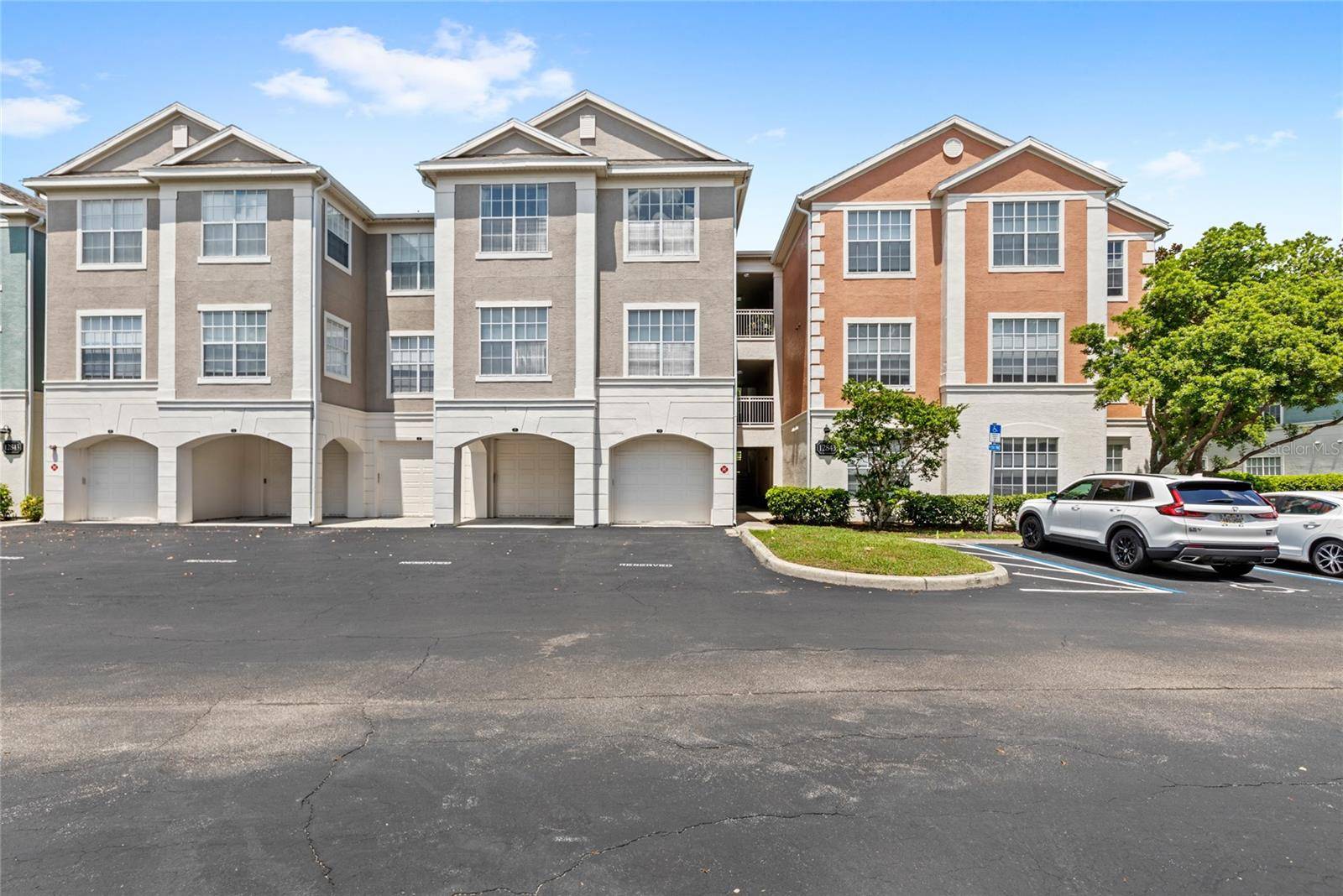 Orlando, FL 32821,12843 MADISON POINTE #208