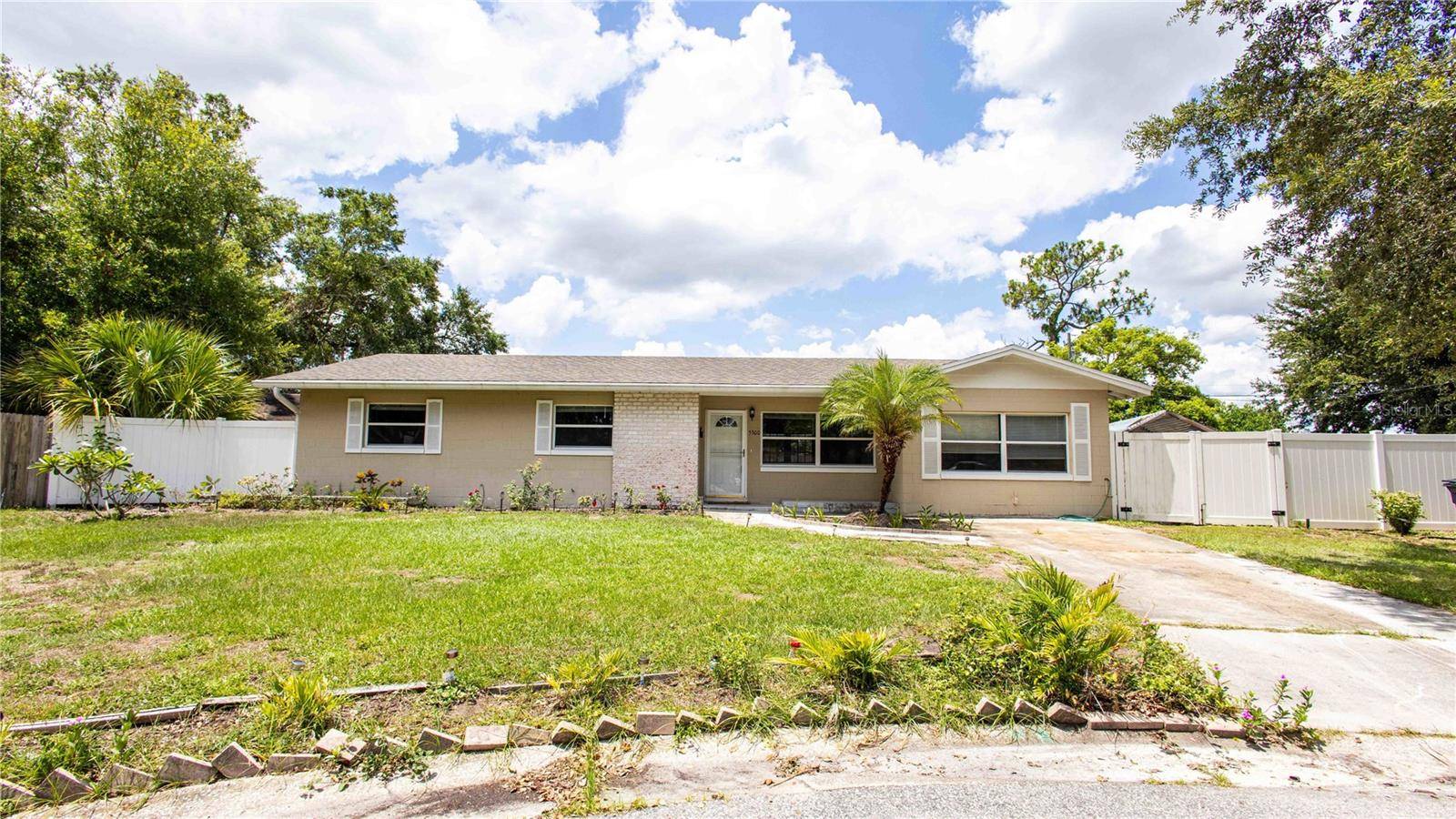 Orlando, FL 32810,5300 LOCKSLEY AVE