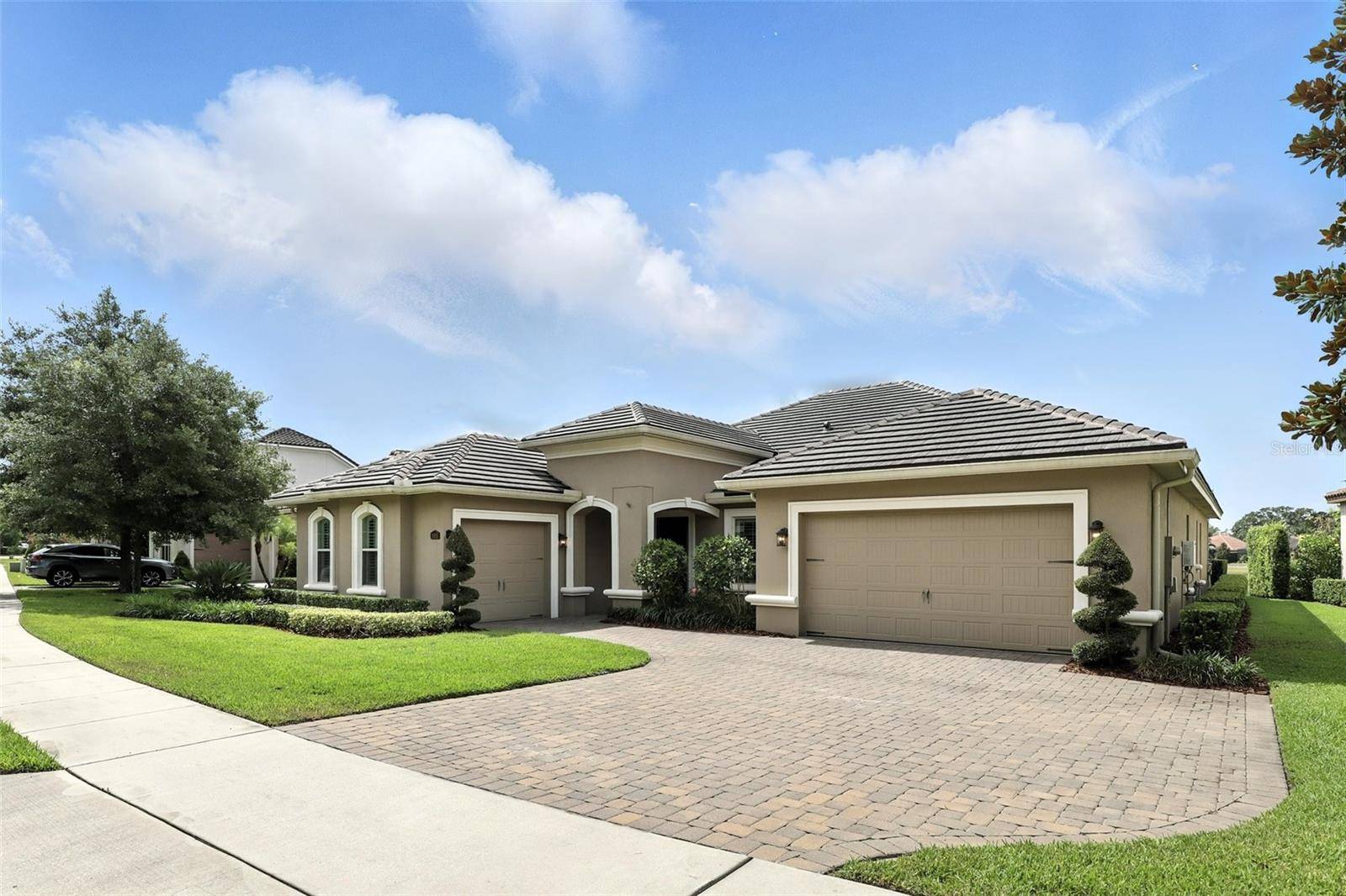 Lake Mary, FL 32746,3995 EQUINE CV