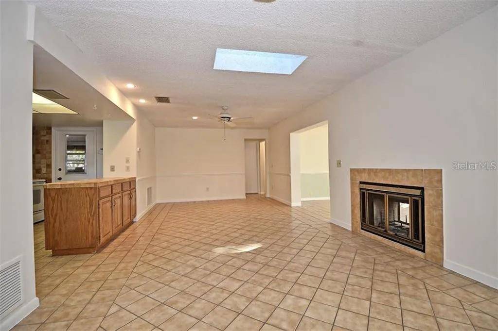 Longwood, FL 32750,139 STONEY RIDGE DR