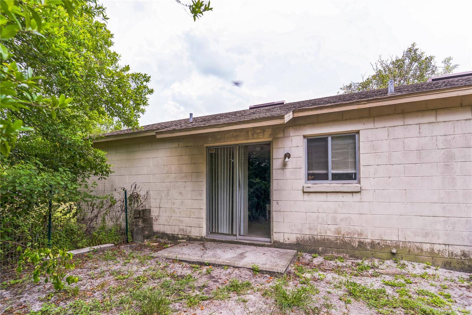 Deltona, FL 32725,1421 SUMMIT HILL DR