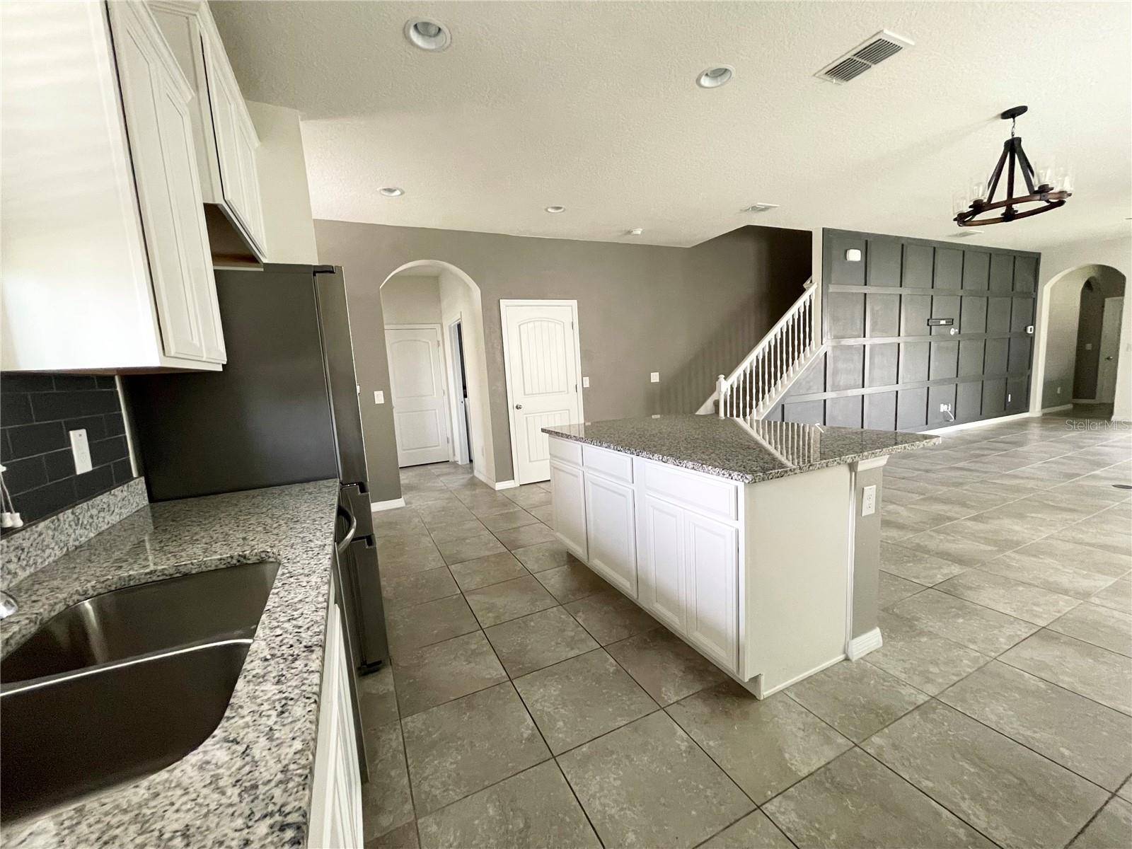 Winter Garden, FL 34787,16096 BAYOU CREST DR