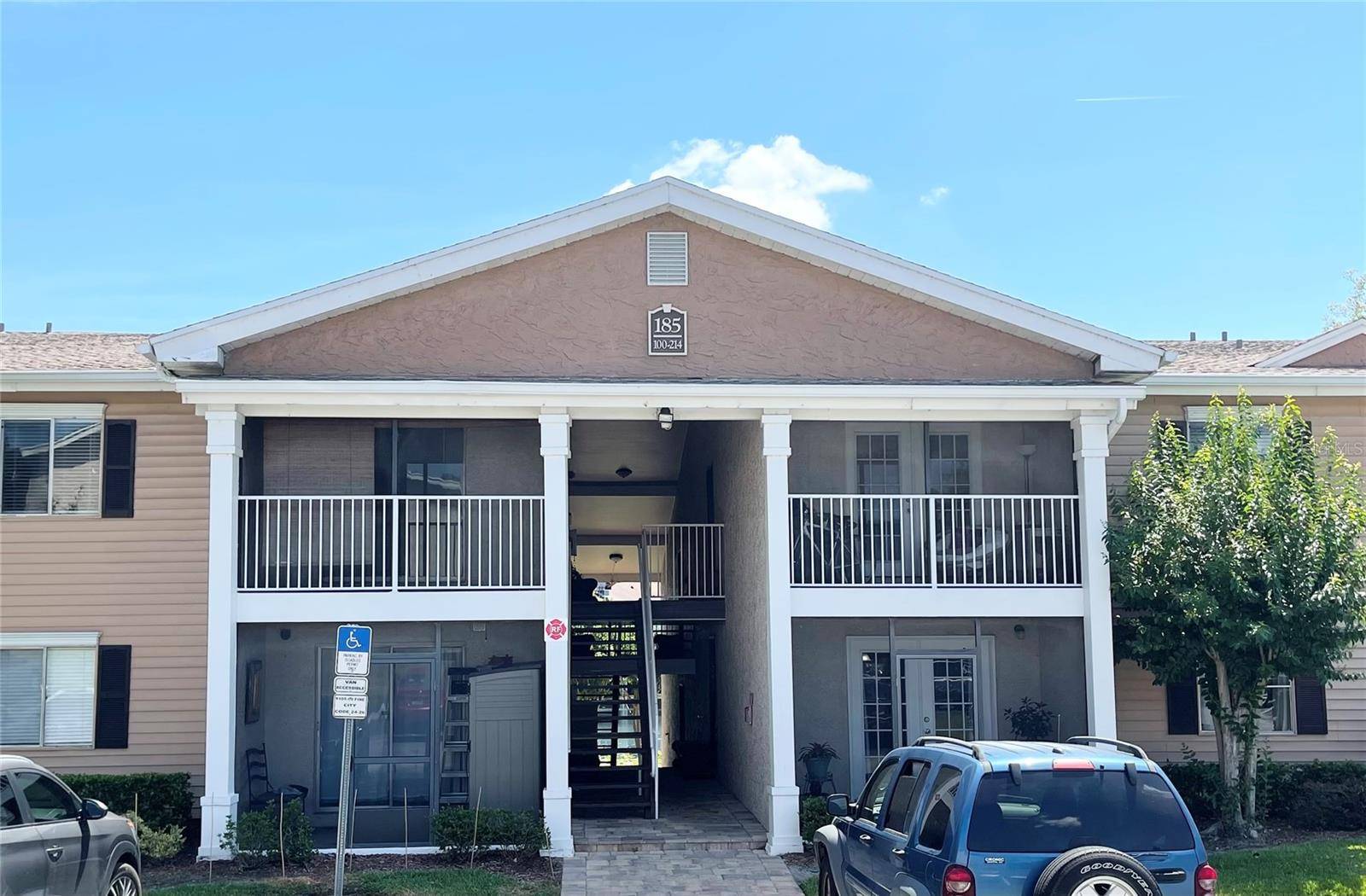 Altamonte Springs, FL 32714,185 N PEARL LAKE CSWY #208