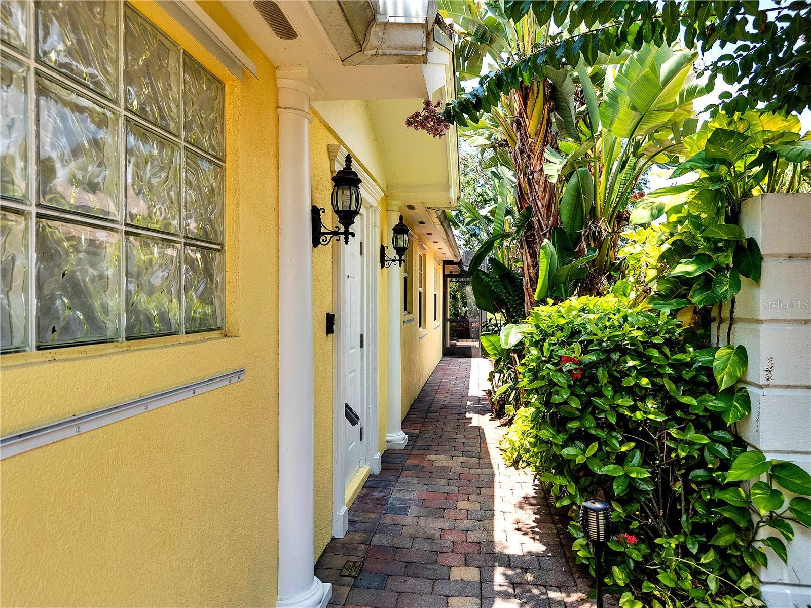 Orlando, FL 32827,11854 DELFINA LN