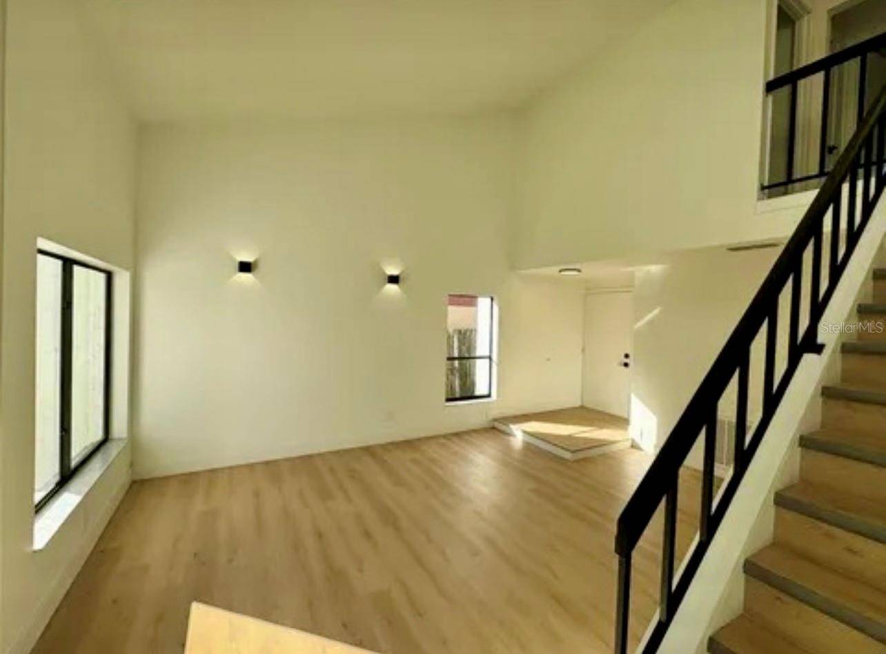 Winter Springs, FL 32708,640 MACDUFF LN #B