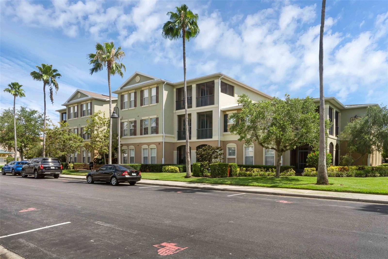 Windermere, FL 34786,8192 BOAT HOOK LOOP #205