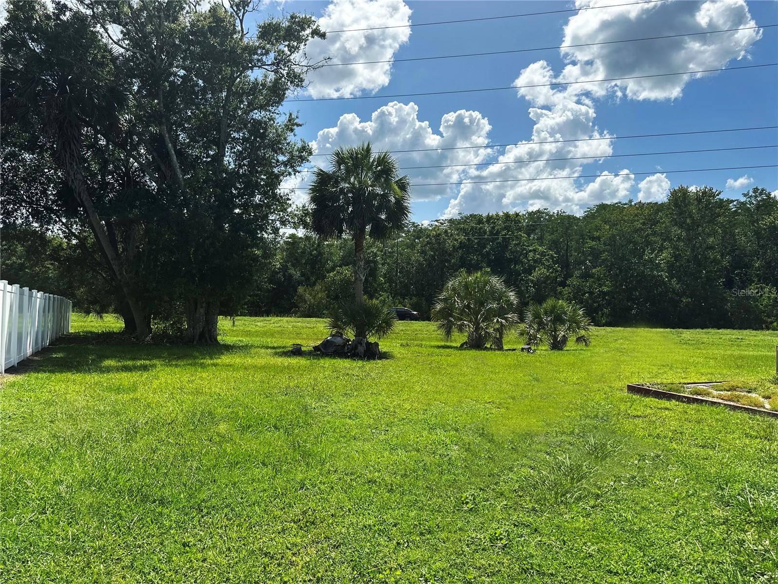 Poinciana, FL 34759,431 EAGLE DR