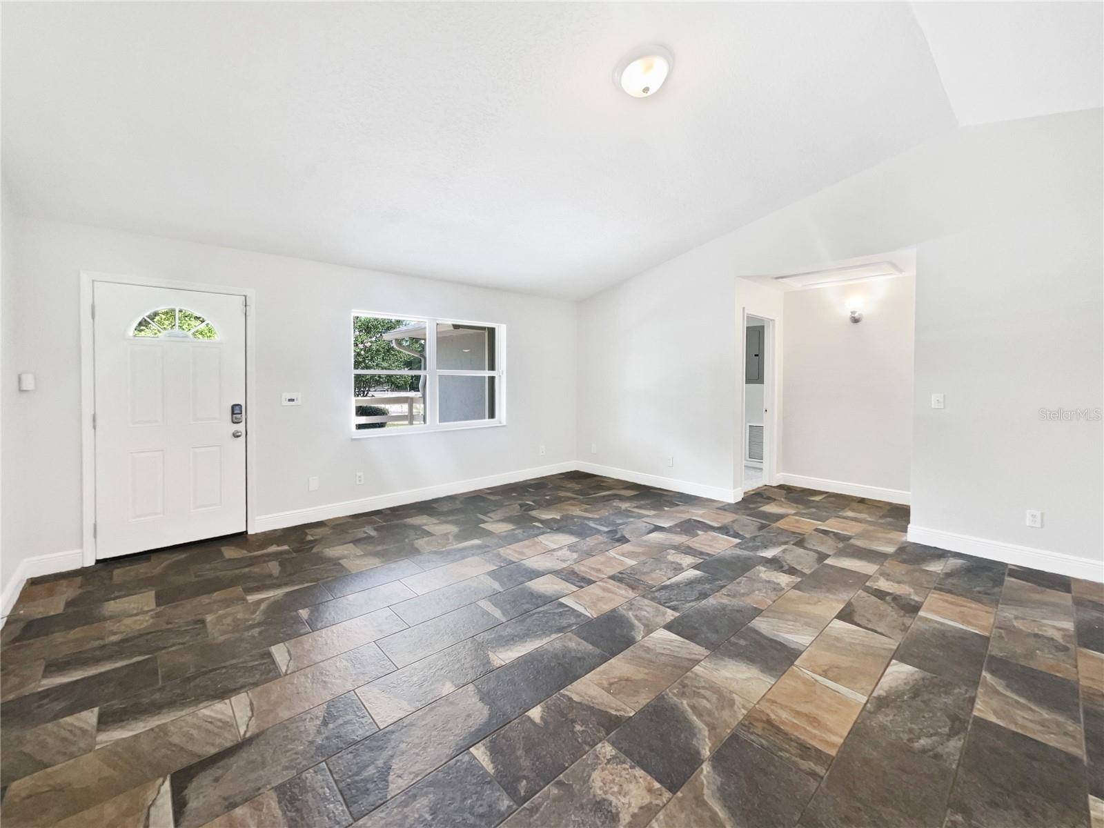 Apopka, FL 32712,1122 ROMAR LN