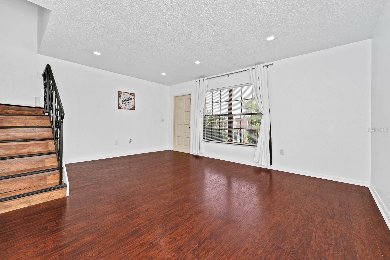 Orlando, FL 32822,6052 VILLAGE CIR #6052