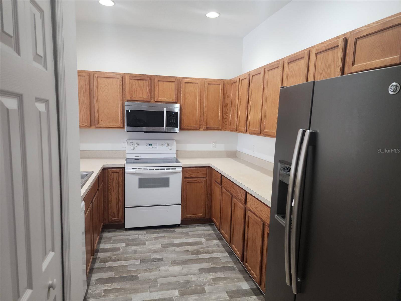 Sanford, FL 32771,1004 TRAVERTINE TER