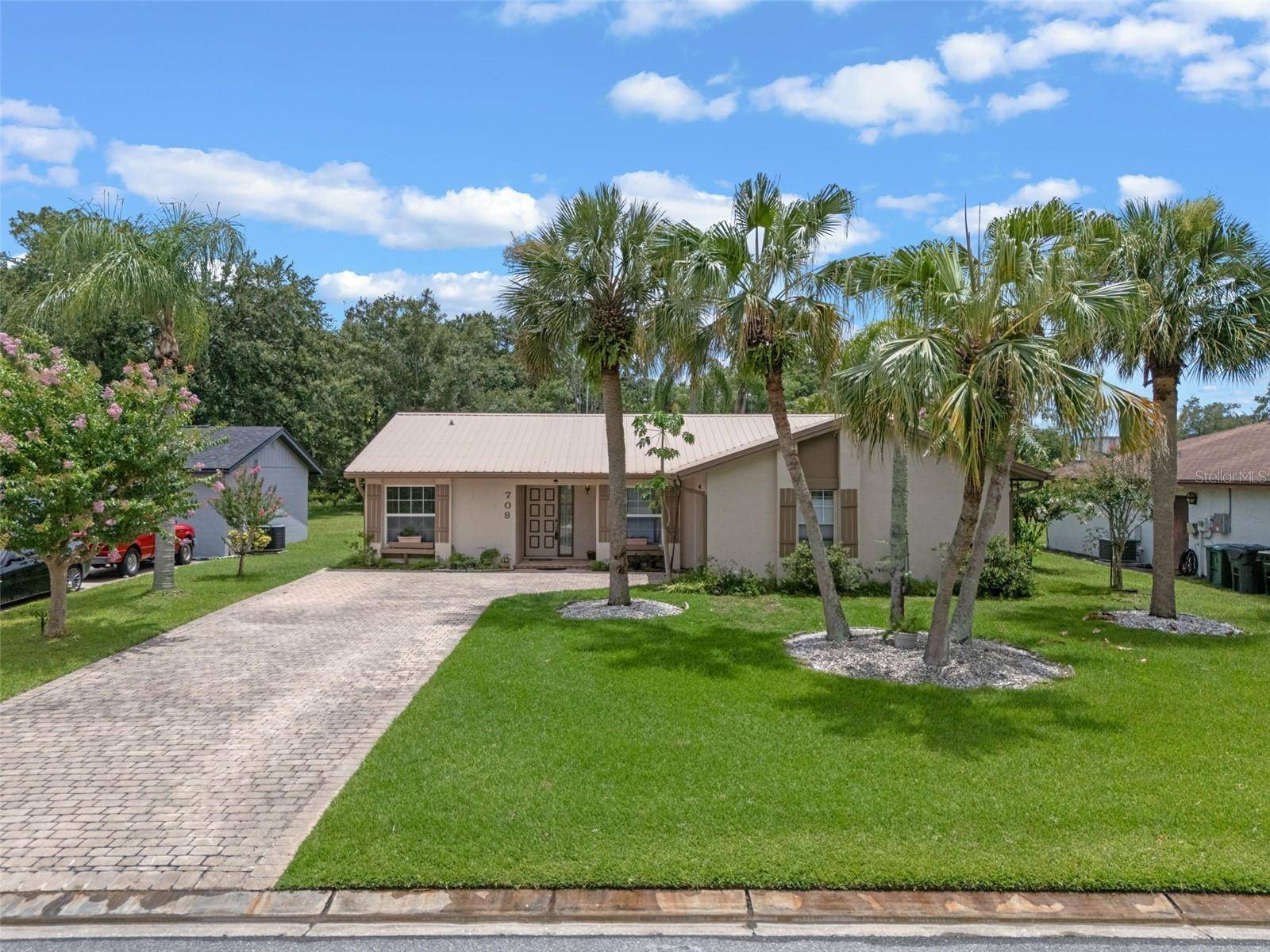 Kissimmee, FL 34759,708 DUFFER LN