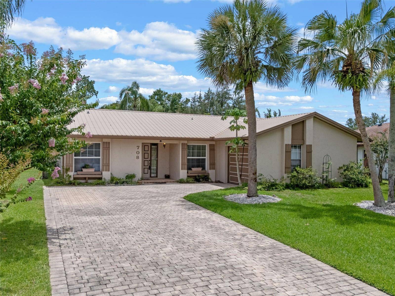 Kissimmee, FL 34759,708 DUFFER LN