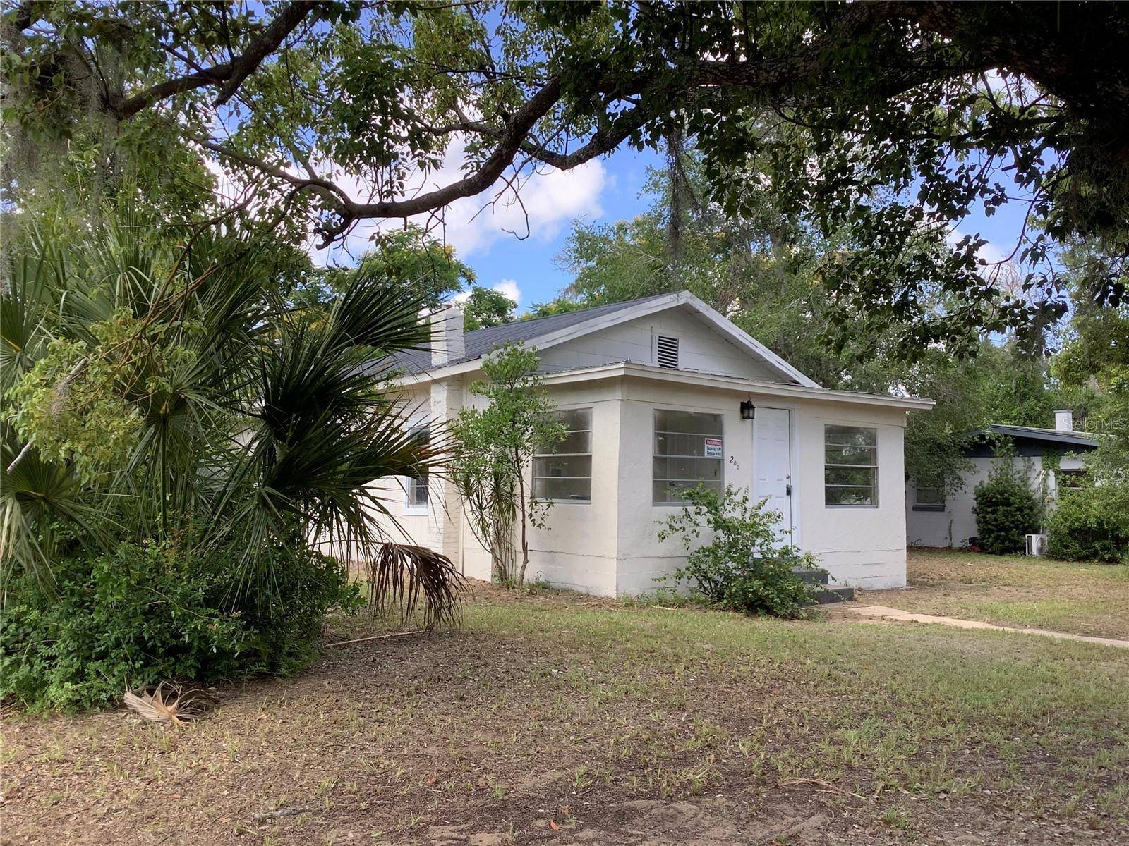 Eustis, FL 32726,200 W DOANE AVE