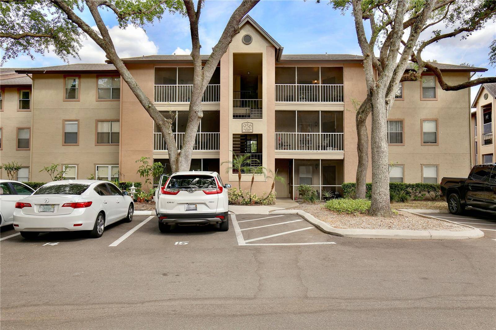 Altamonte Springs, FL 32714,956 SALT POND PL #207