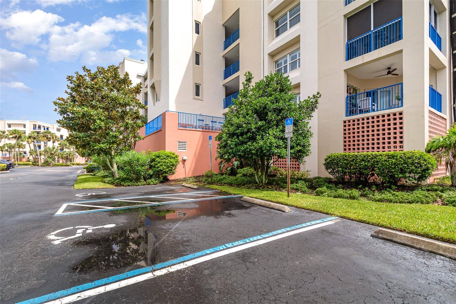 New Smyrna Beach, FL 32169,5300 S ATLANTIC AVE #6-207