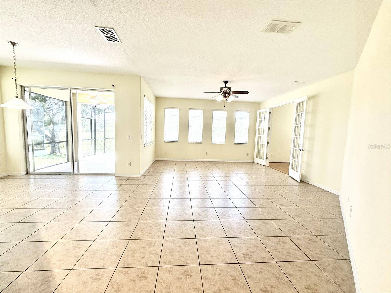 Orlando, FL 32836,8737 LEELAND ARCHER BLVD