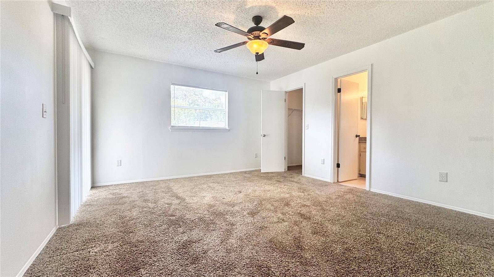 Apopka, FL 32712,5131 KATI LYNN DR