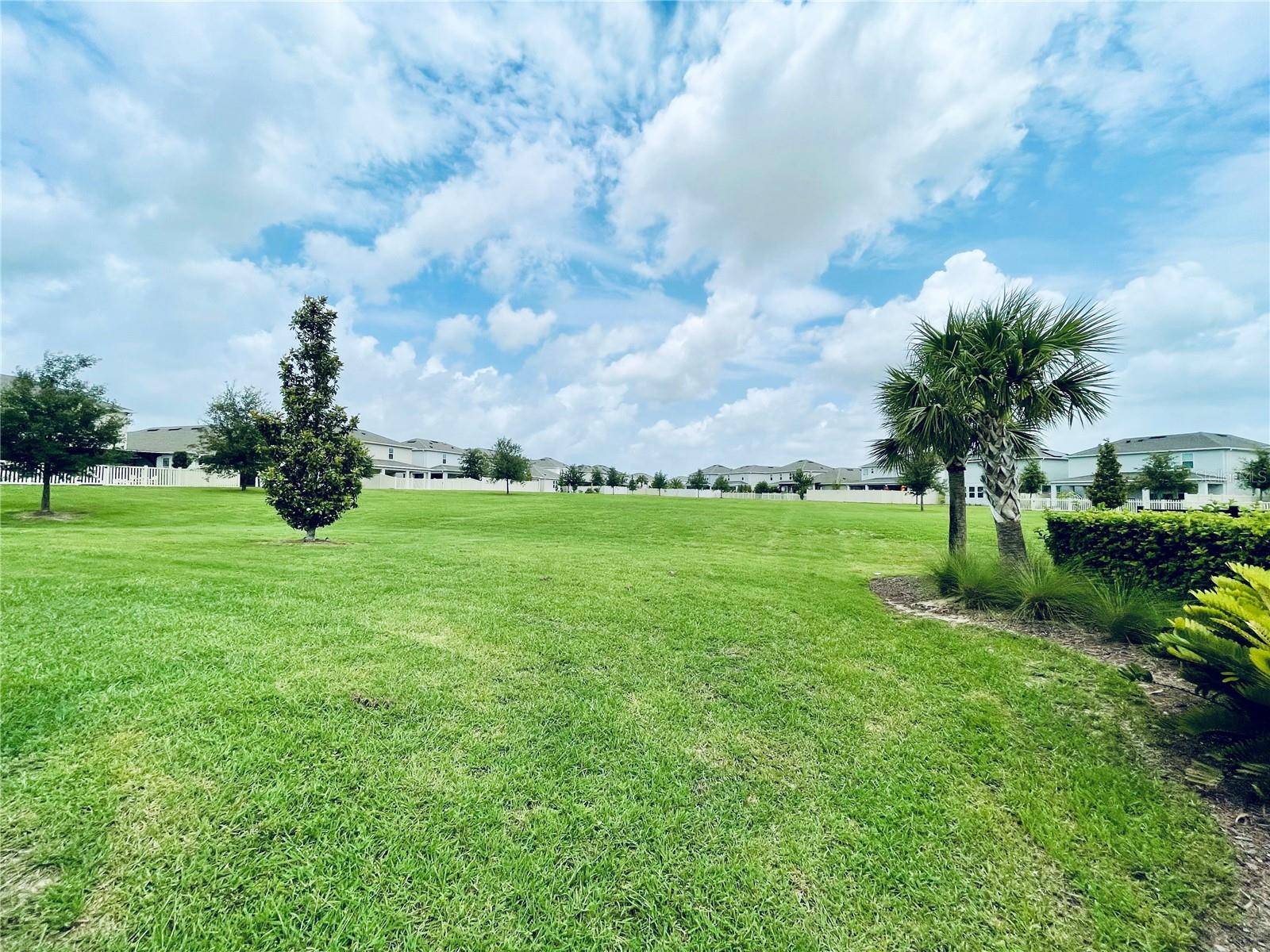 Minneola, FL 34715,423 LEMONGRASS RD