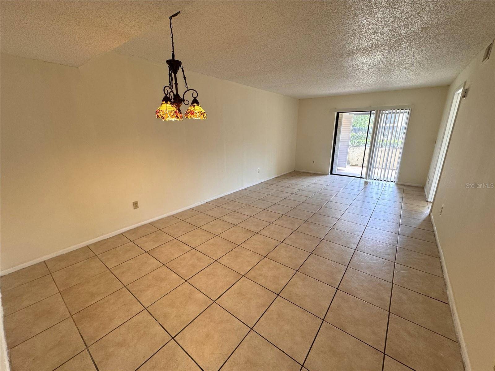 Tampa, FL 33617,4989 PURITAN CIR #O502