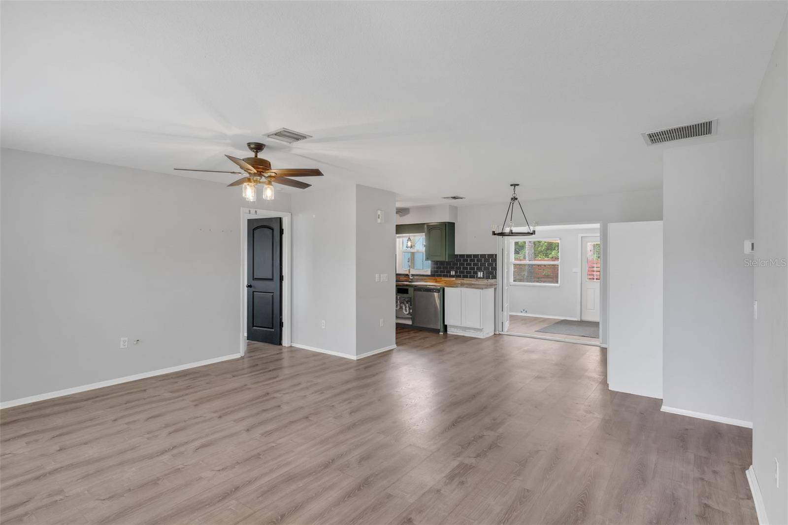 Englewood, FL 34224,9601 GULFSTREAM BLVD