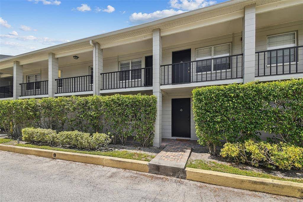 Tampa, FL 33611,5221 BAYSHORE BLVD #46