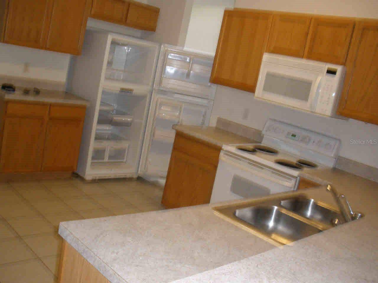 Orlando, FL 32825,3930 ANDOVER CAY BLVD