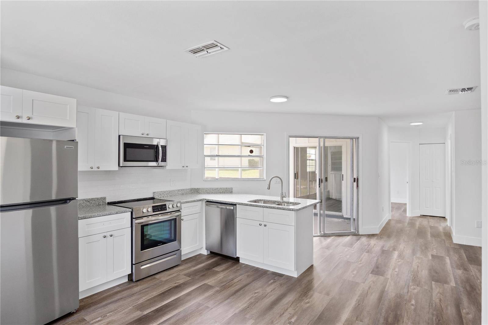 Leesburg, FL 34748,213 FERN CT