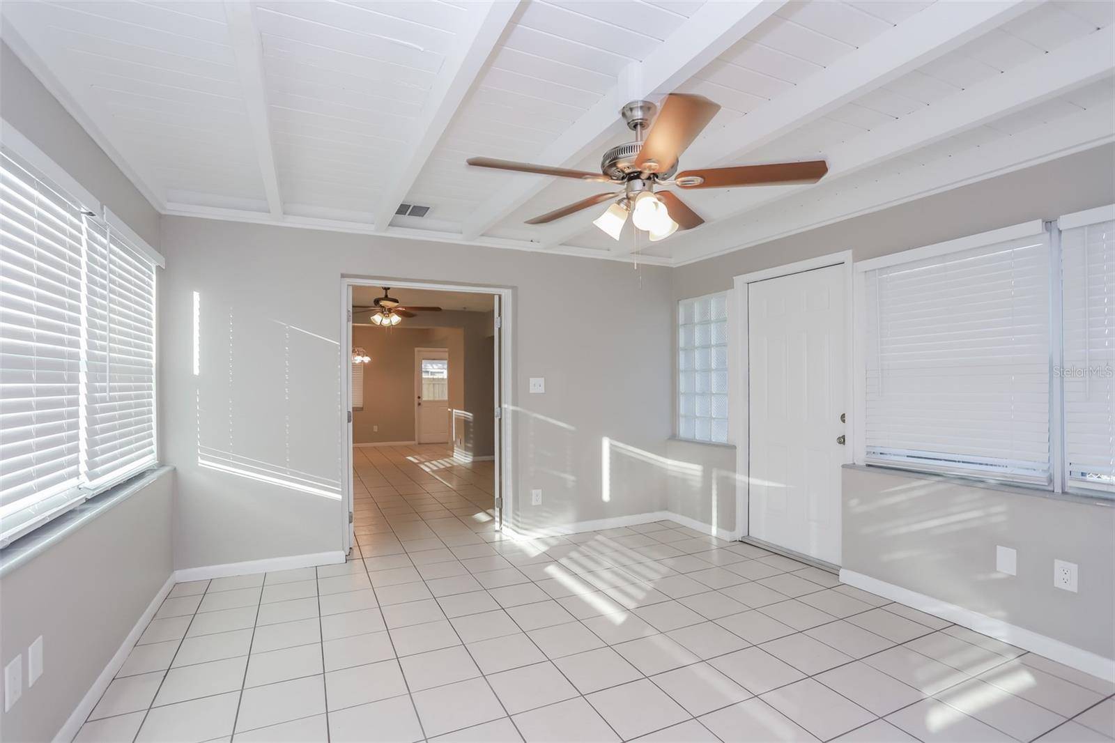 St Petersburg, FL 33710,1301 FARRAGUT DR N