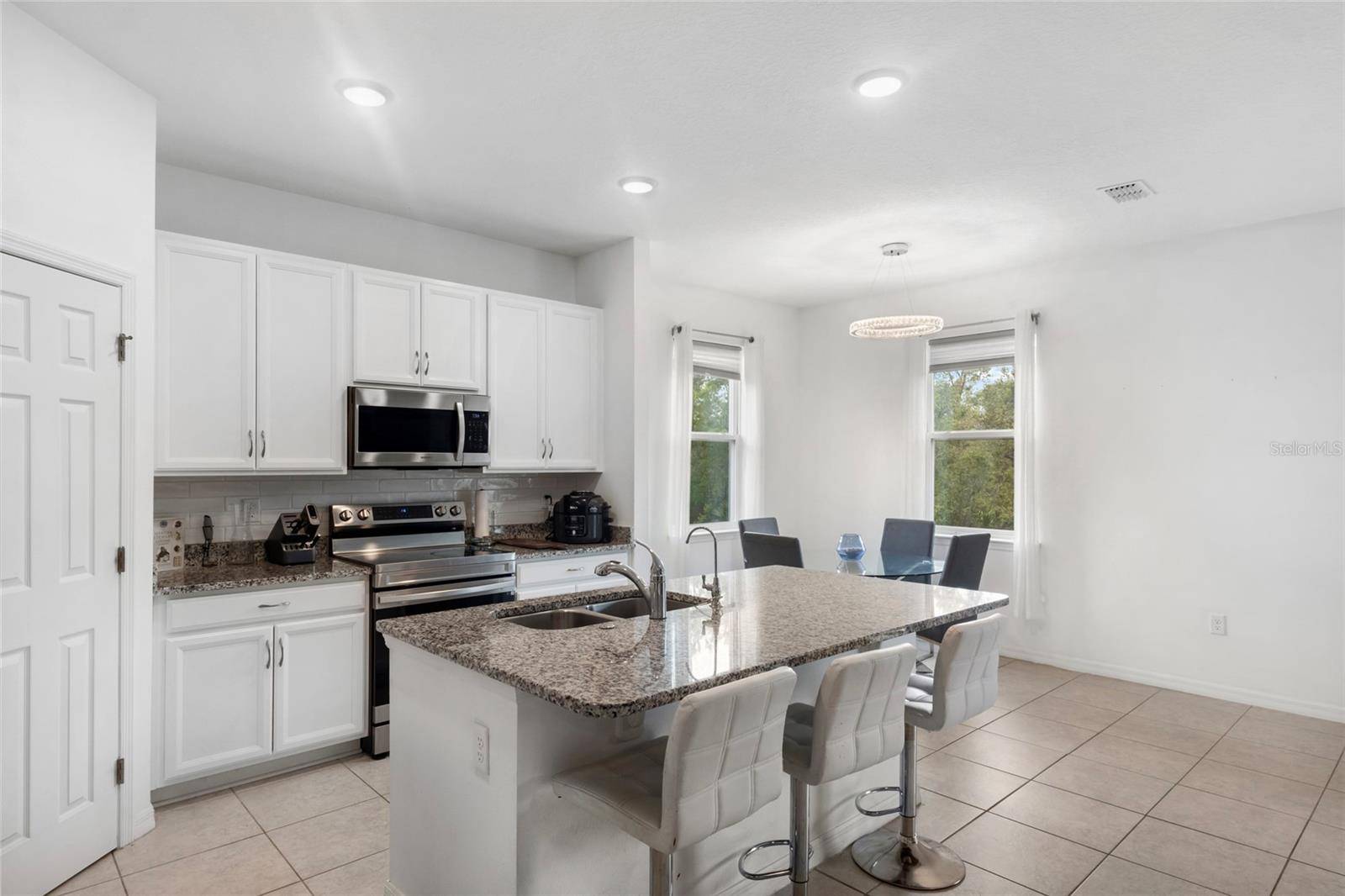 Kissimmee, FL 34759,114 OAK CIR