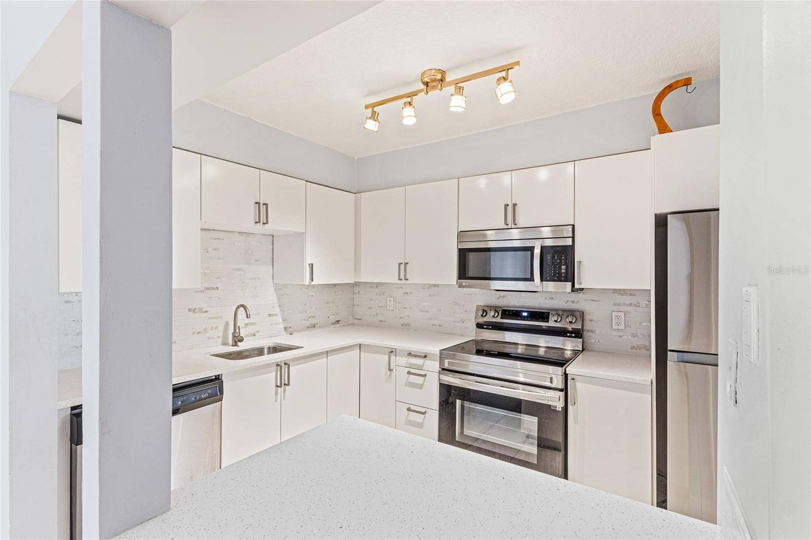 Altamonte Springs, FL 32701,546 ORANGE DR #11