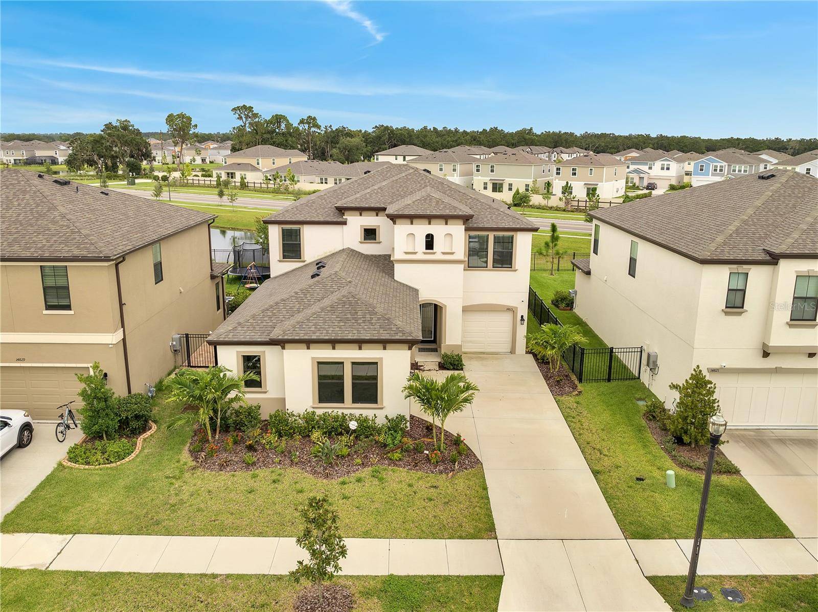 Lithia, FL 33547,14825 PADDOCK POND AVE