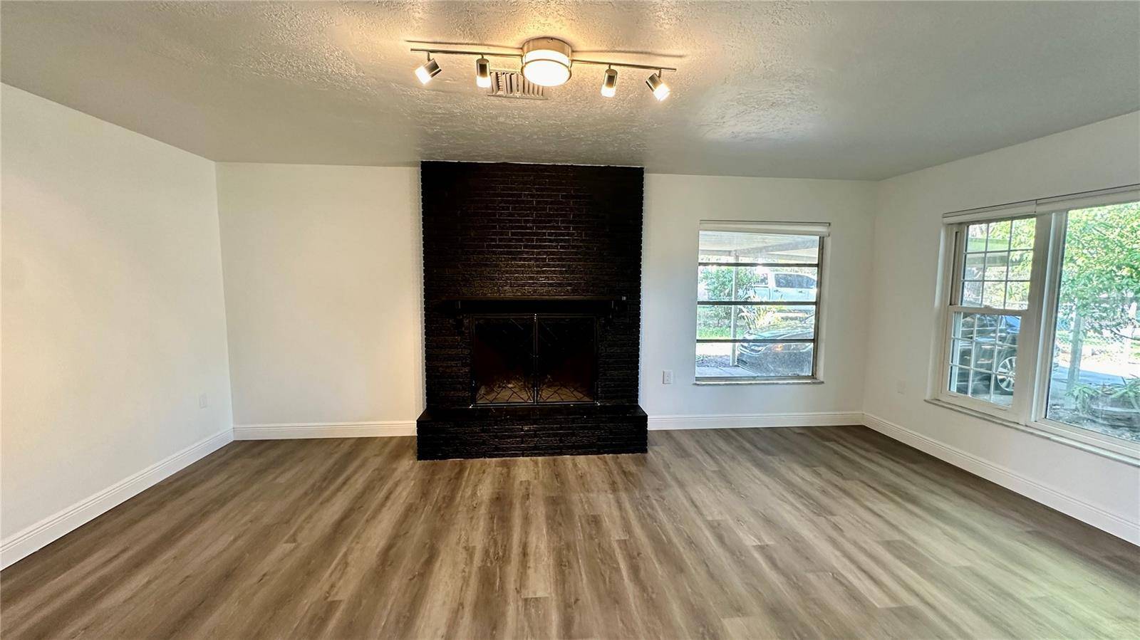 Zephyrhills, FL 33542,5255 18TH ST