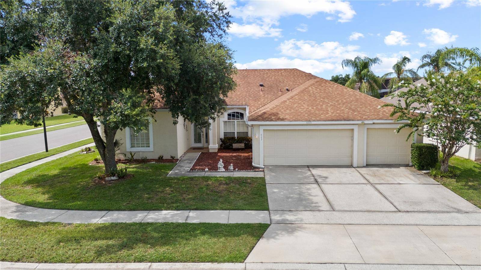 Orlando, FL 32828,603 FORESTGREEN CT