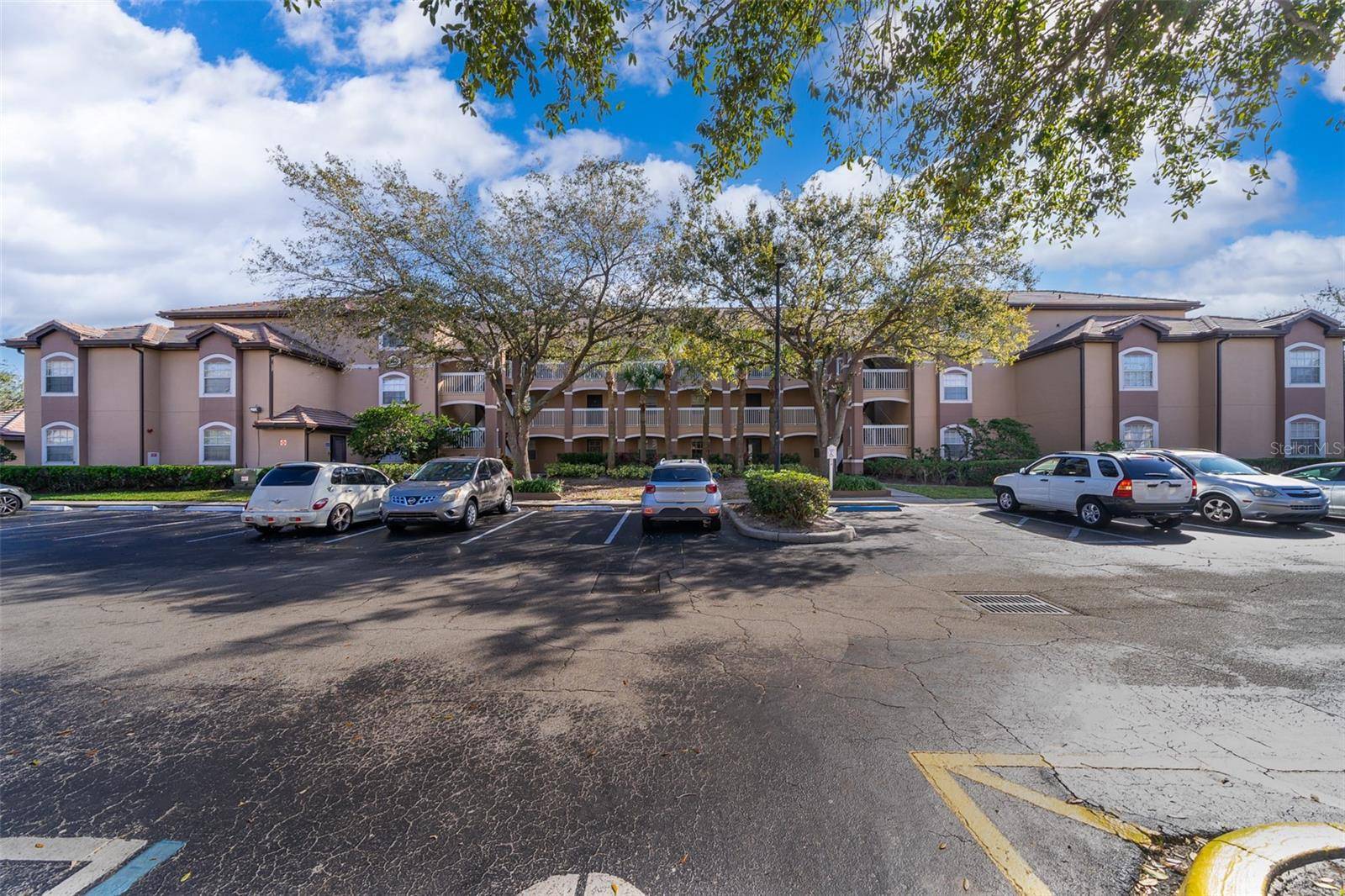 Orlando, FL 32837,13838 FAIRWAY ISLAND DR #1415