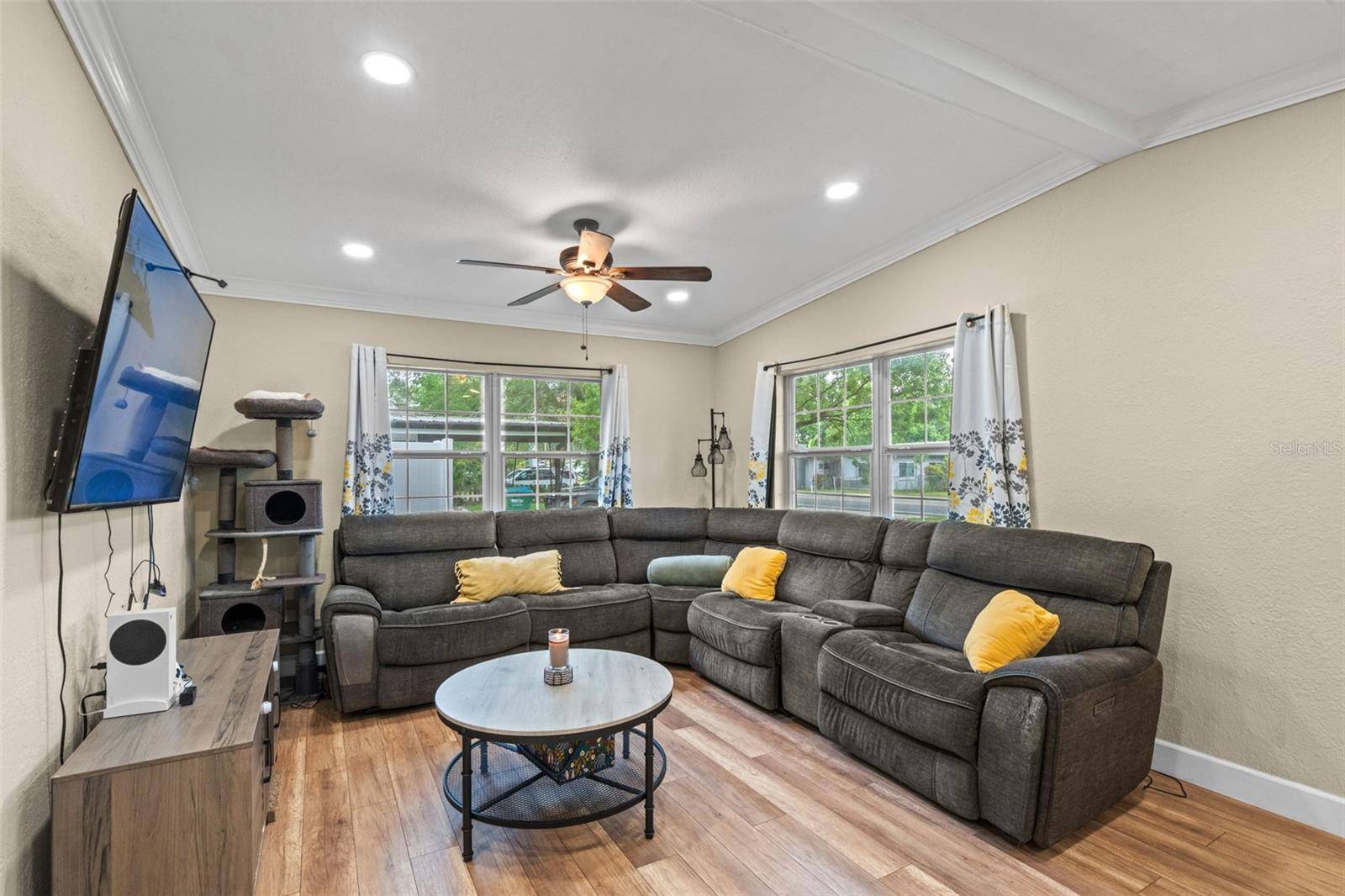 Longwood, FL 32750,641 E CHURCH AVE