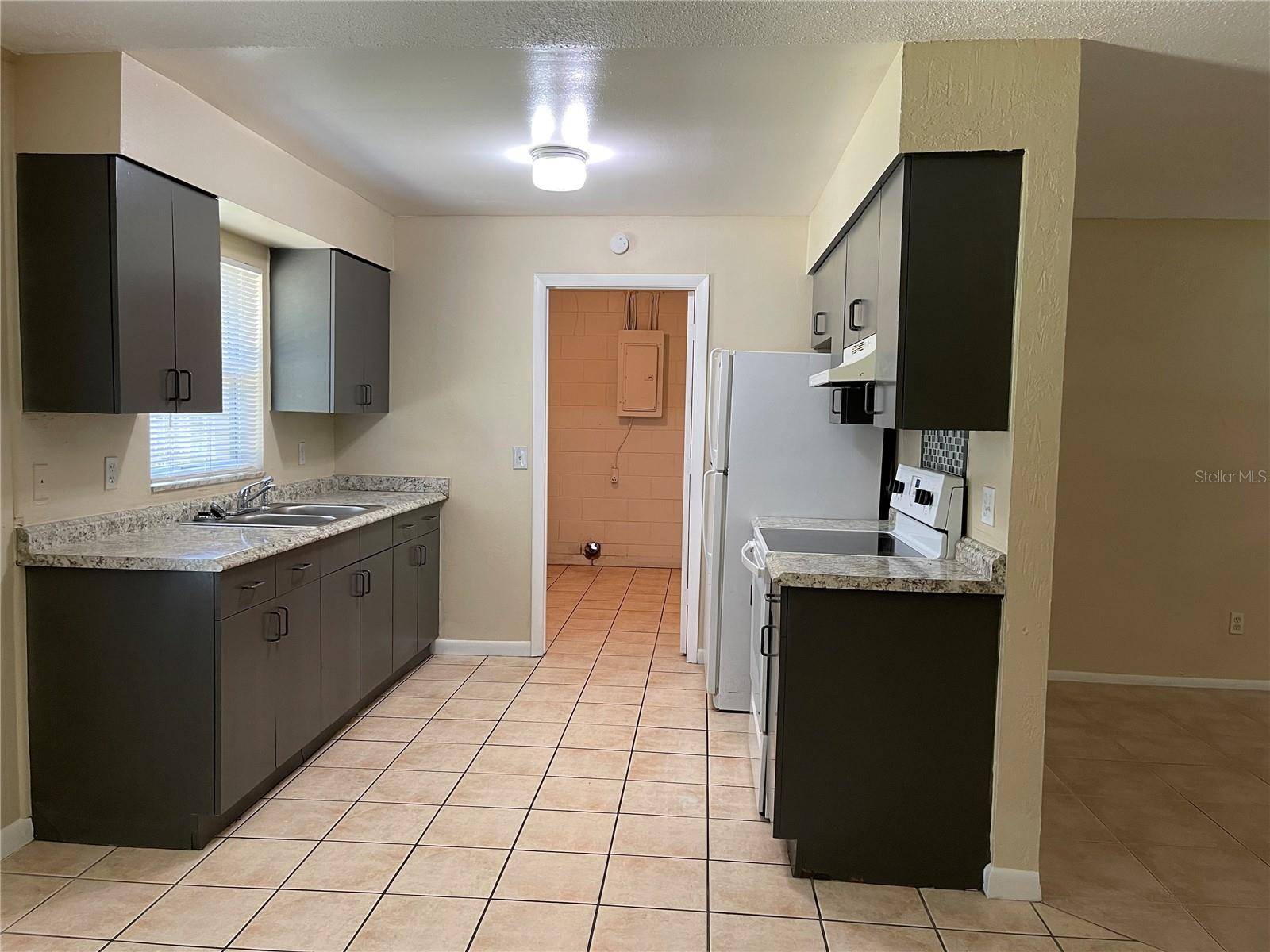 Longwood, FL 32750,675 LAND AVE