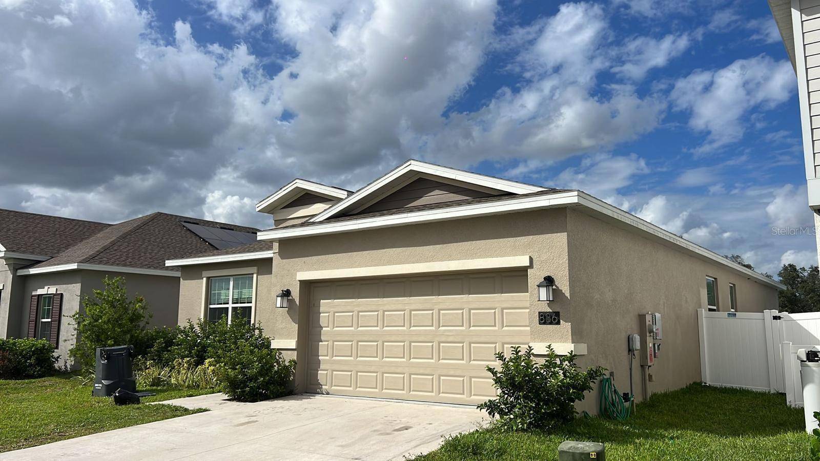 Davenport, FL 33837,836 DARING DR