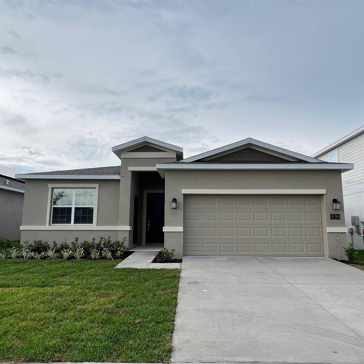 Davenport, FL 33837,836 DARING DR