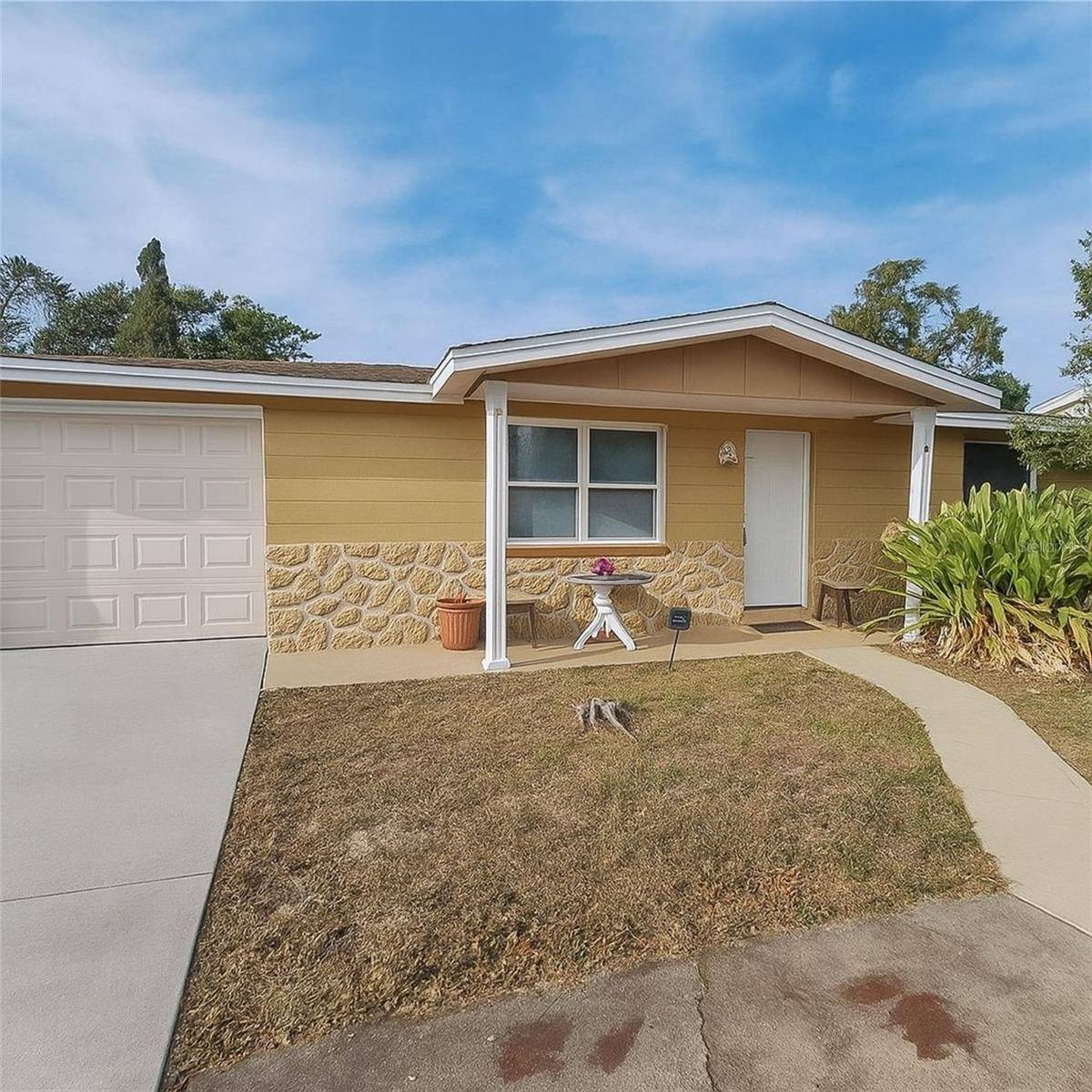 Hudson, FL 34667,7407 DUKE DR