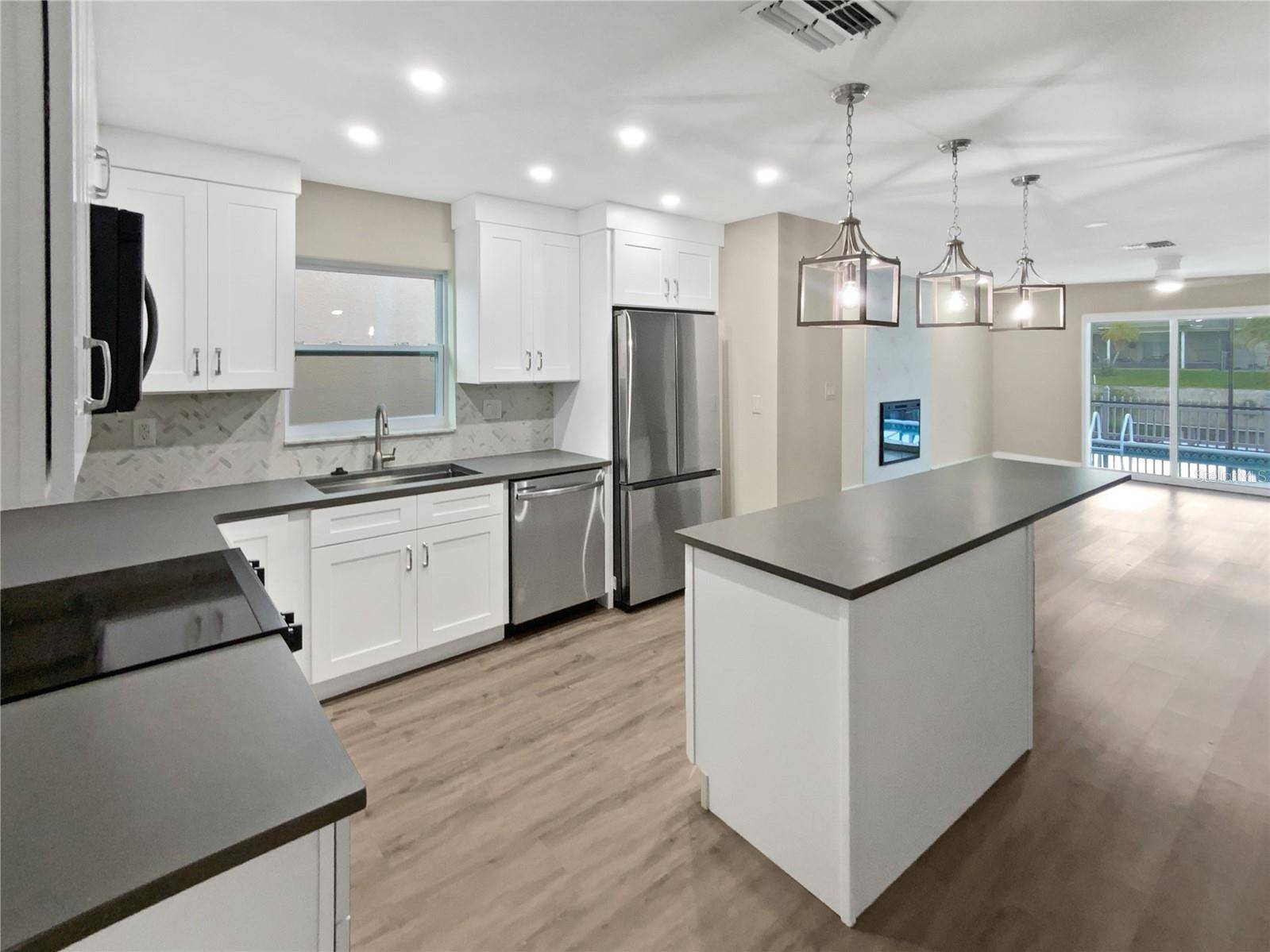 Hudson, FL 34667,7422 YACHTSMAN DR