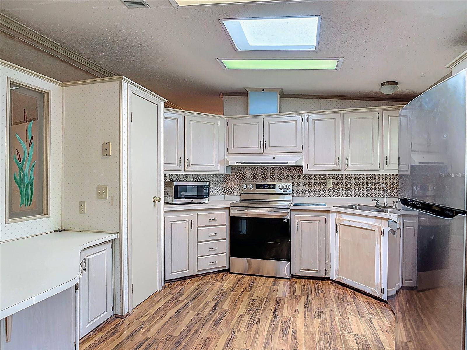 Edgewater, FL 32141,521 STARBOARD AVE